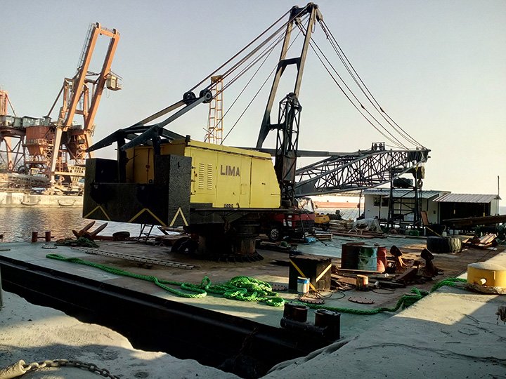 FLOATING CRANE HERAKLIS