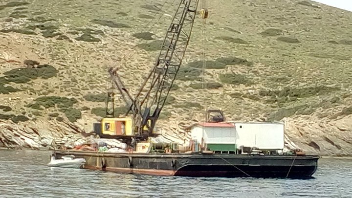 FLOATING CRANE HERAKLIS