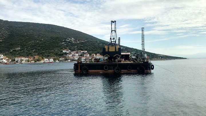 FLOATING CRANE HERAKLIS