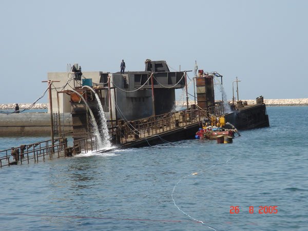 Salvage & refloating of floating dock Dammam
