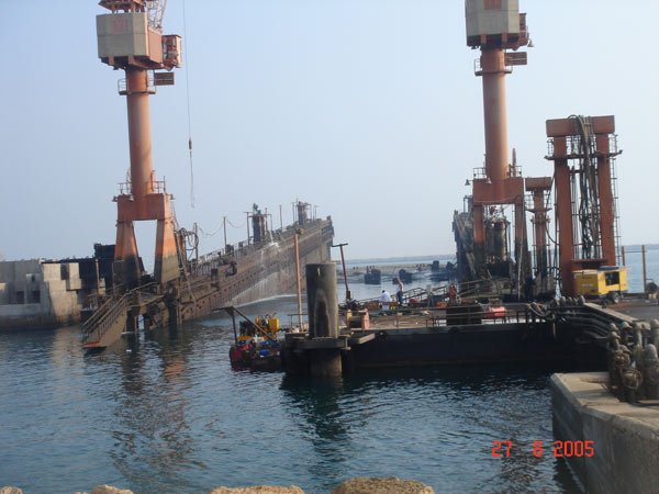 Salvage & refloating of floating dock Dammam